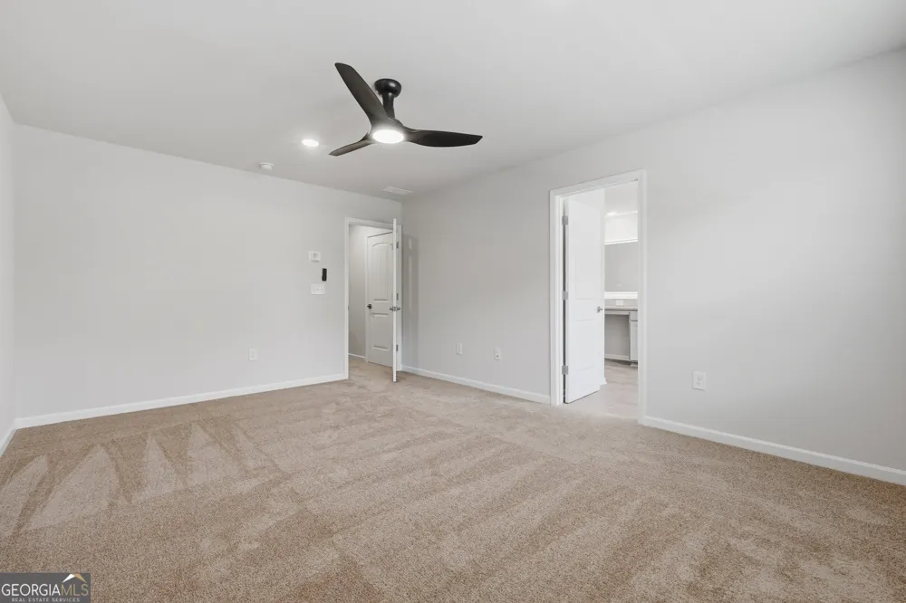 3648 PARKWAY JAMES DR Snellville, GA 30039