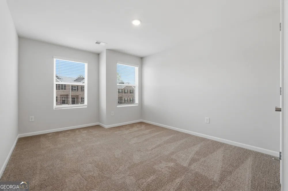 3648 PARKWAY JAMES DR Snellville, GA 30039