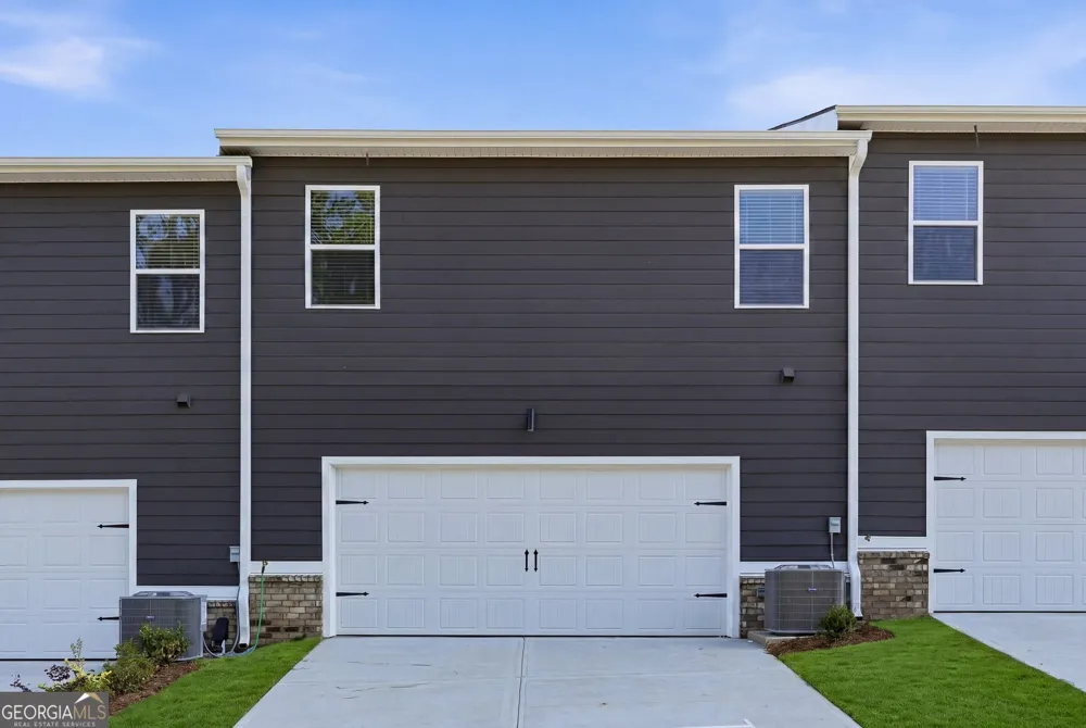 3637 PARKWAY JAMES DR Snellville, GA 30039