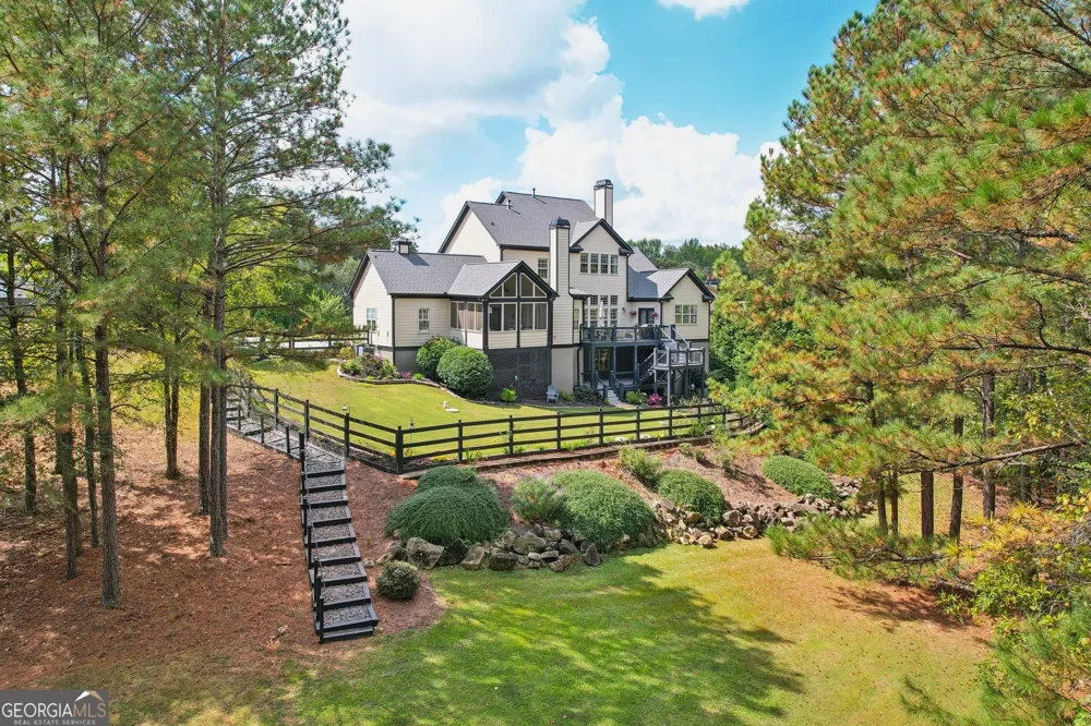 395 Beaumont Farms DR Sharpsburg, GA 30277