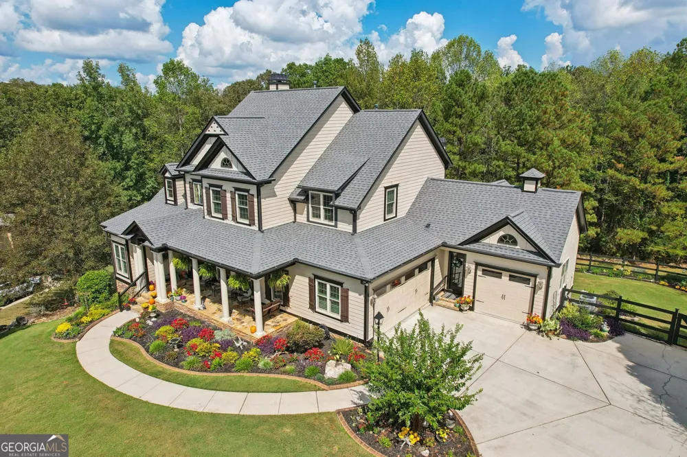 395 Beaumont Farms DR Sharpsburg, GA 30277