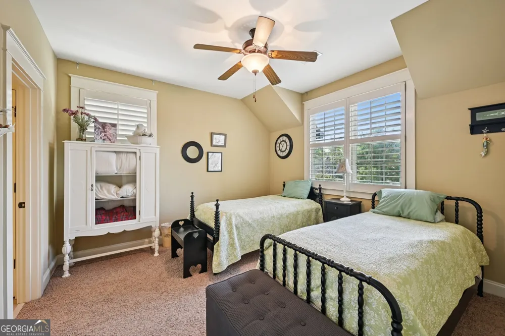 395 Beaumont Farms DR Sharpsburg, GA 30277