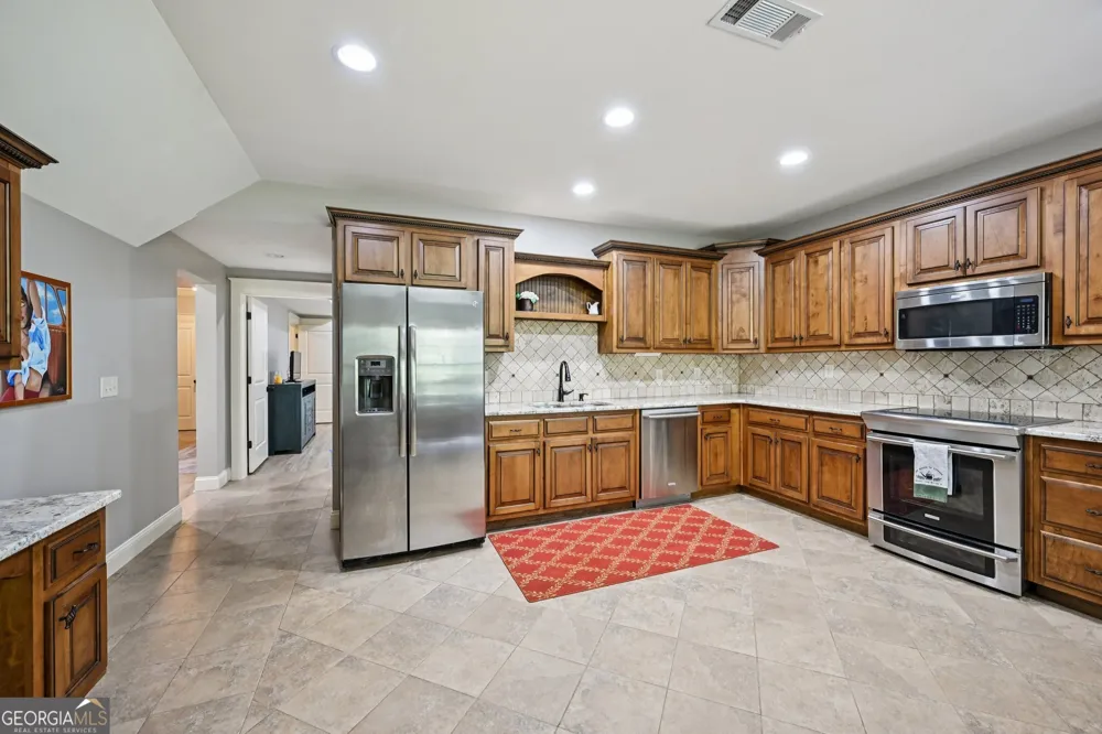 395 Beaumont Farms DR Sharpsburg, GA 30277