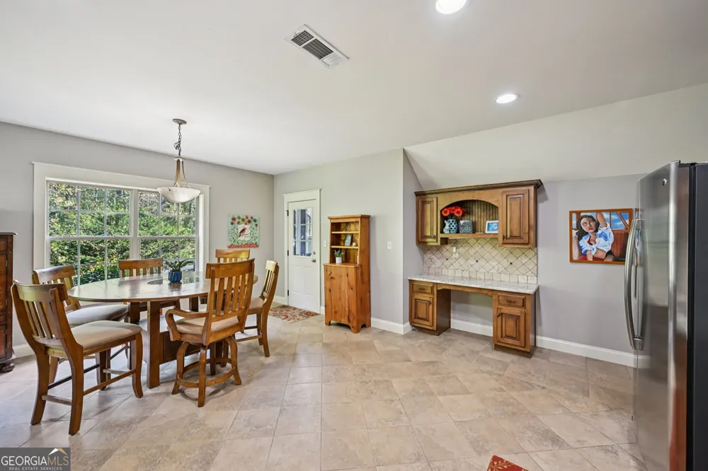 395 Beaumont Farms DR Sharpsburg, GA 30277