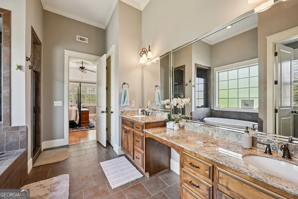 395 Beaumont Farms DR Sharpsburg, GA 30277