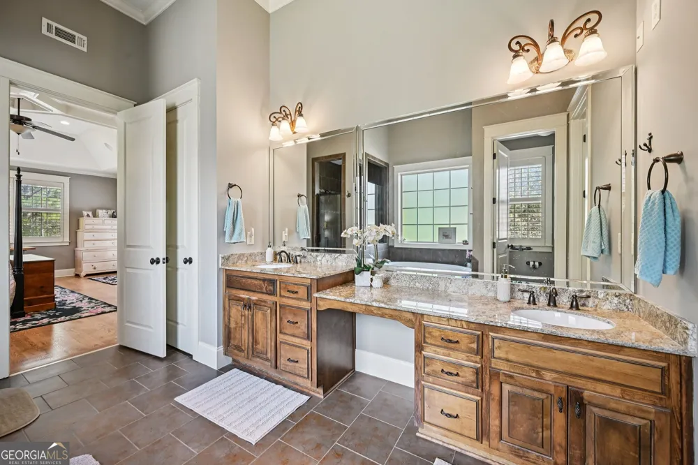 395 Beaumont Farms DR Sharpsburg, GA 30277