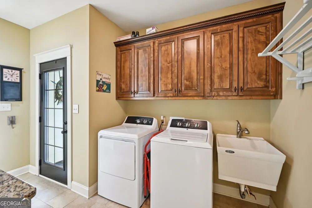 395 Beaumont Farms DR Sharpsburg, GA 30277