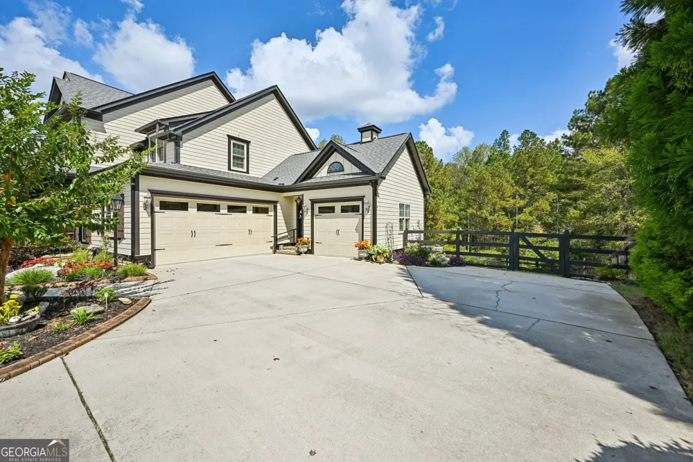395 Beaumont Farms DR Sharpsburg, GA 30277