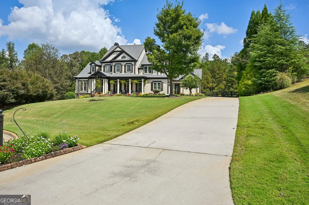 395 Beaumont Farms DR Sharpsburg, GA 30277