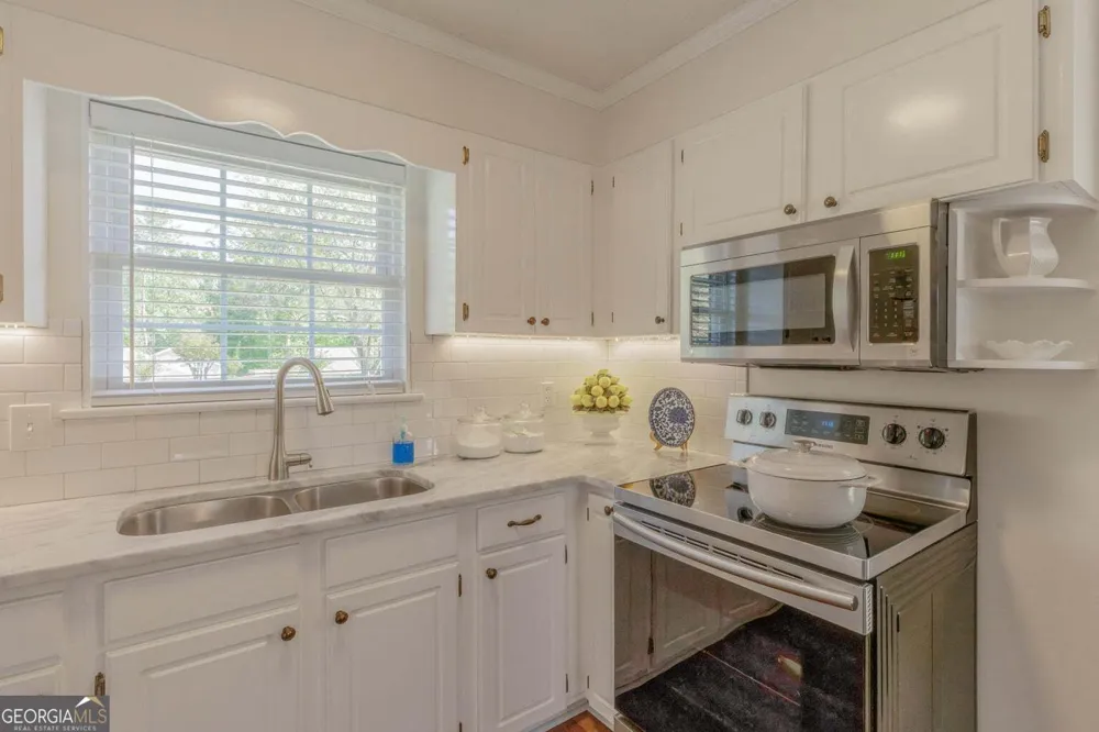 239 Langley DR LaFayette, GA 30728