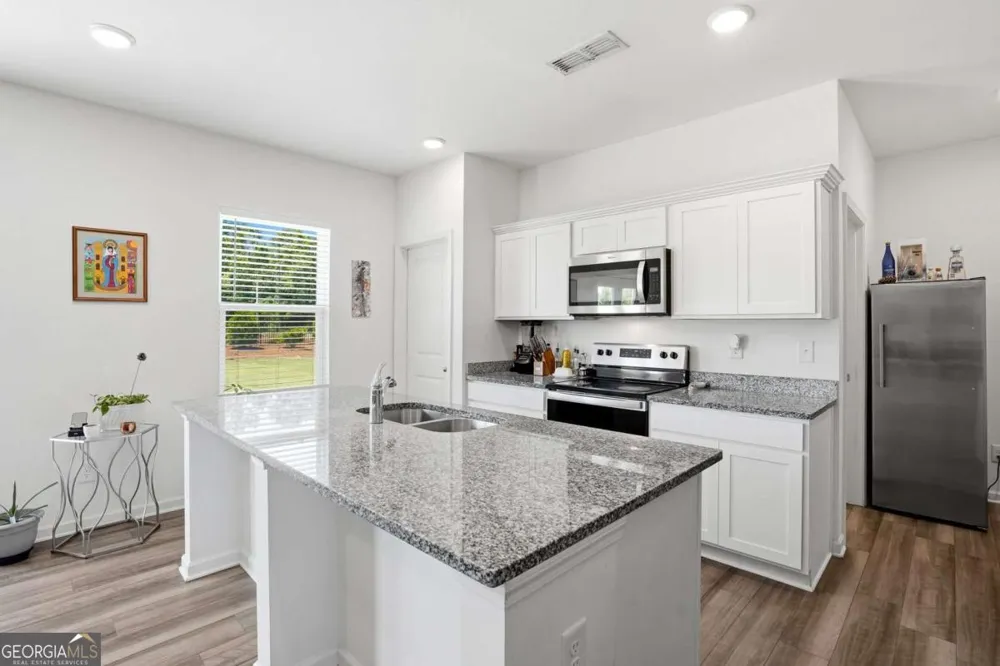 65 Knightsbridge LN Winder, GA 30680