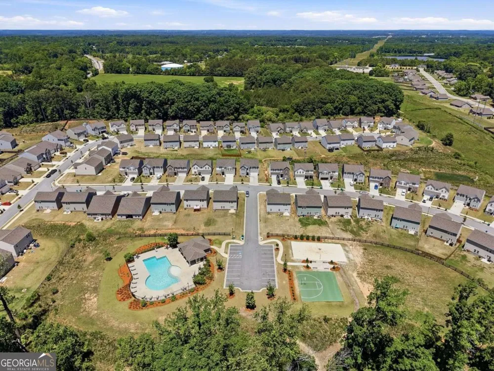 65 Knightsbridge LN Winder, GA 30680