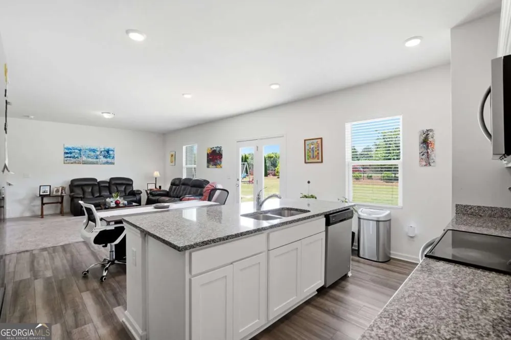 65 Knightsbridge LN Winder, GA 30680