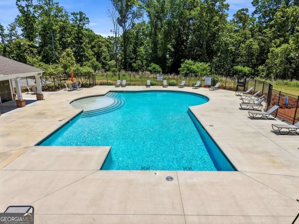 65 Knightsbridge LN Winder, GA 30680