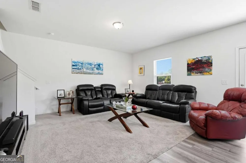 65 Knightsbridge LN Winder, GA 30680