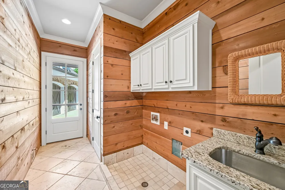 880 Crabapple HL Milton, GA 30004