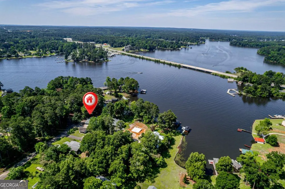 112 Cannon Point RD SE Milledgeville, GA 31061