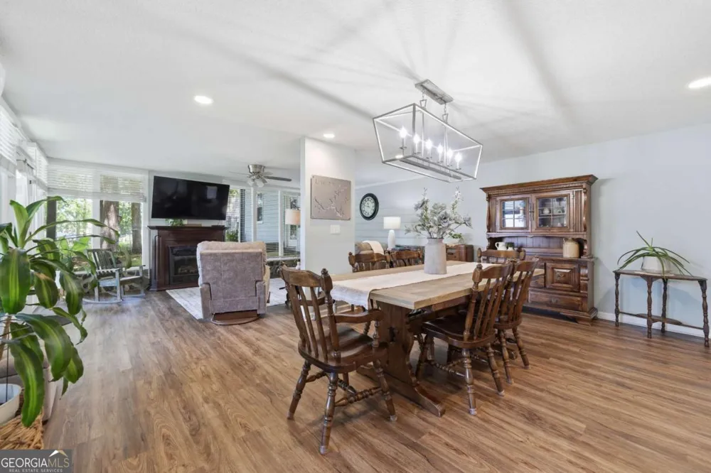 112 Cannon Point RD SE Milledgeville, GA 31061