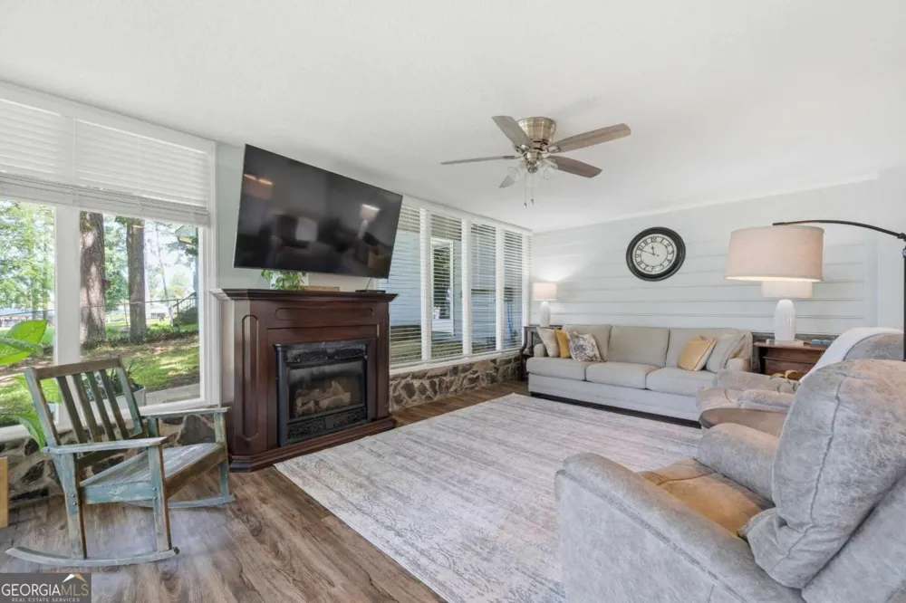 112 Cannon Point RD SE Milledgeville, GA 31061