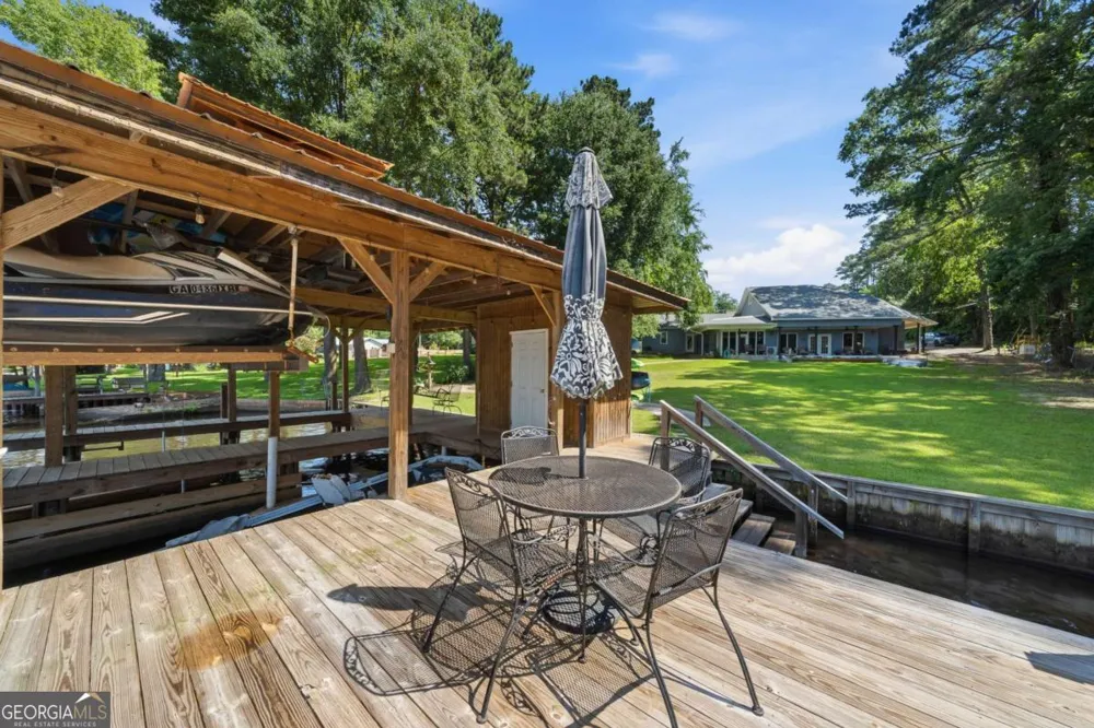 112 Cannon Point RD SE Milledgeville, GA 31061