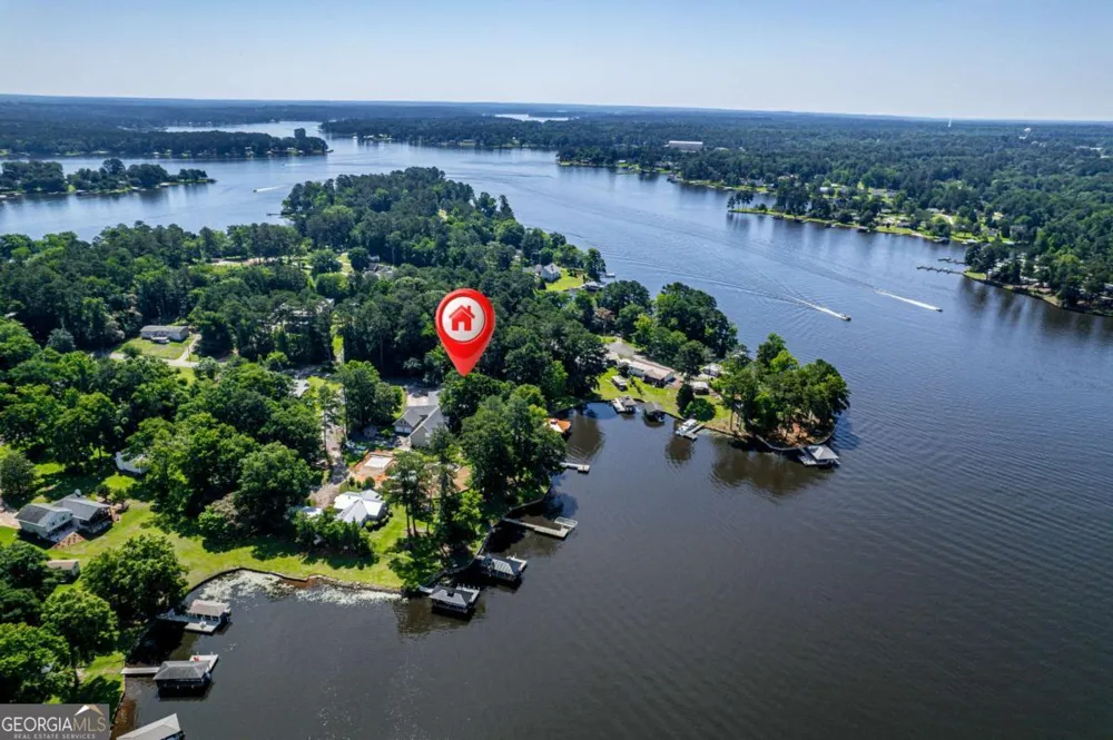 112 Cannon Point RD SE Milledgeville, GA 31061