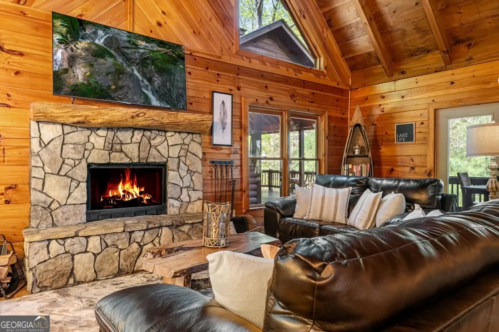 1820 Shady Falls RD Blue Ridge, GA 30513