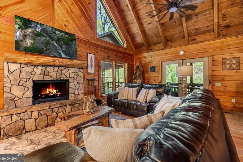 1820 Shady Falls RD Blue Ridge, GA 30513