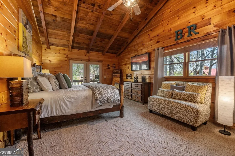 1820 Shady Falls RD Blue Ridge, GA 30513