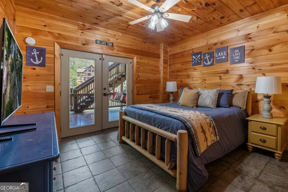 1820 Shady Falls RD Blue Ridge, GA 30513