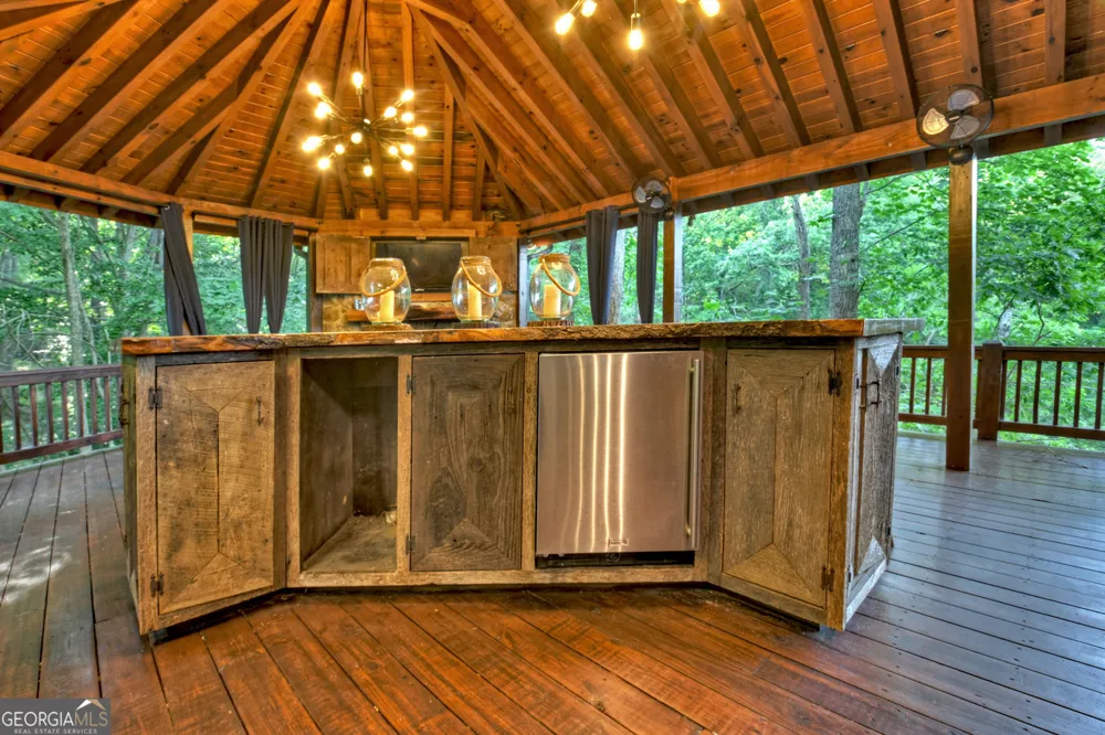 1820 Shady Falls RD Blue Ridge, GA 30513
