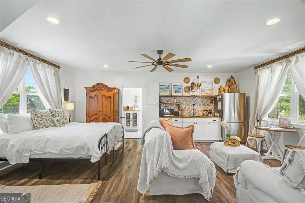 164 River RD Midway, GA 31320
