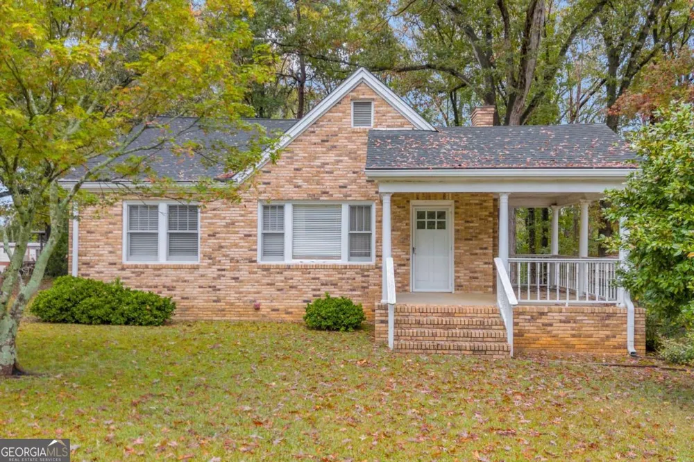 625 Ila RD Commerce, GA 30529