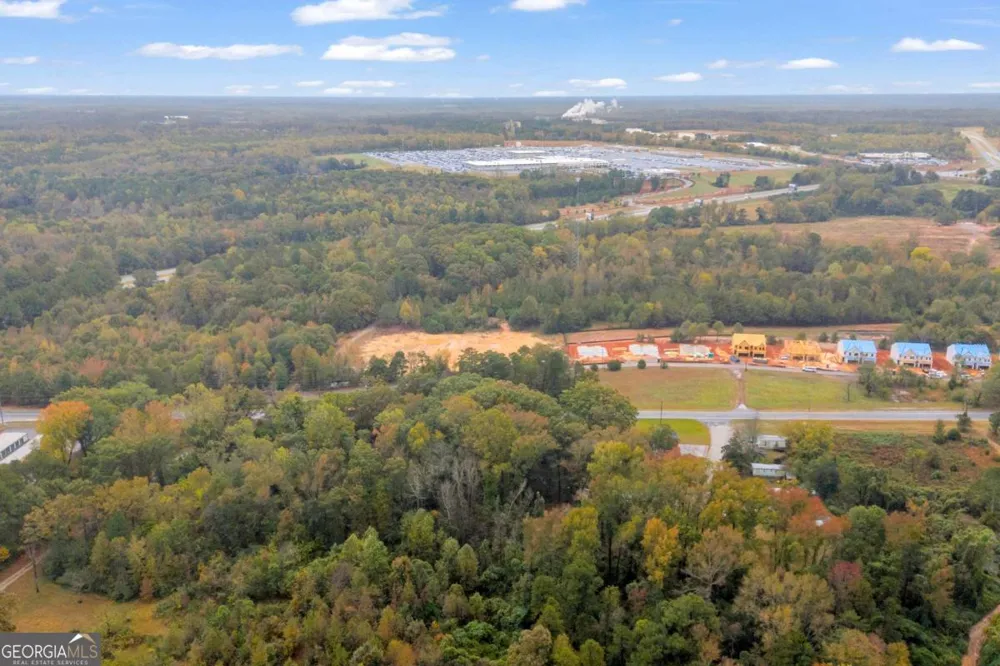 625 Ila RD Commerce, GA 30529