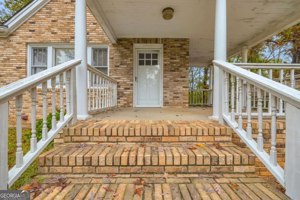 625 Ila RD Commerce, GA 30529