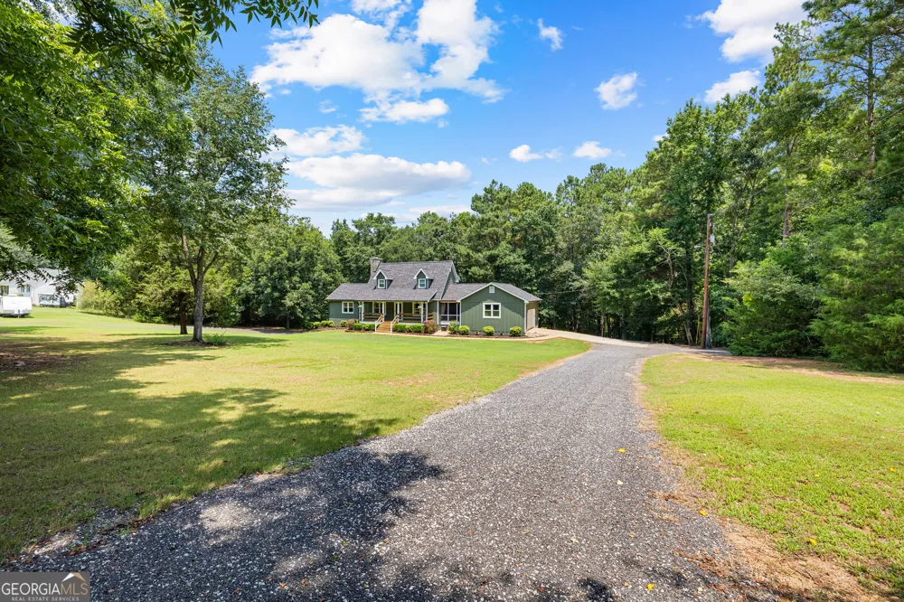 318 Teasley TRL Moreland, GA 30259