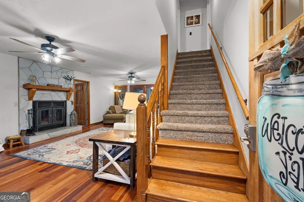 318 Teasley TRL Moreland, GA 30259