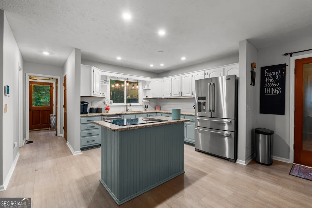 318 Teasley TRL Moreland, GA 30259