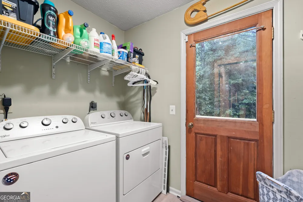 318 Teasley TRL Moreland, GA 30259