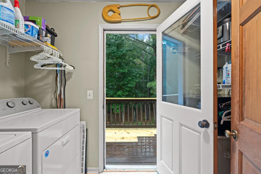 318 Teasley TRL Moreland, GA 30259