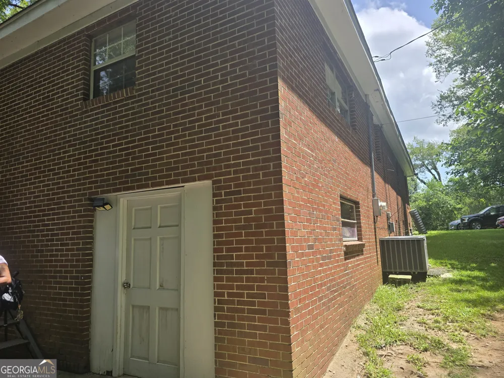 1818 Kinder Kare DR Macon, GA 31217