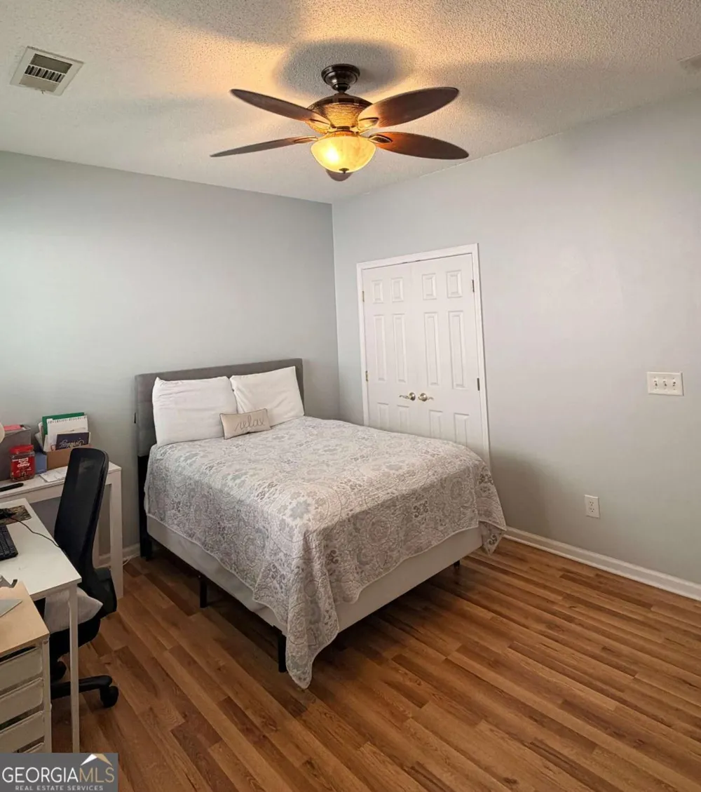 120 Camry LN Grayson, GA 30017