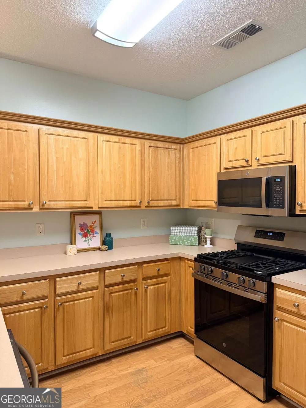 120 Camry LN Grayson, GA 30017