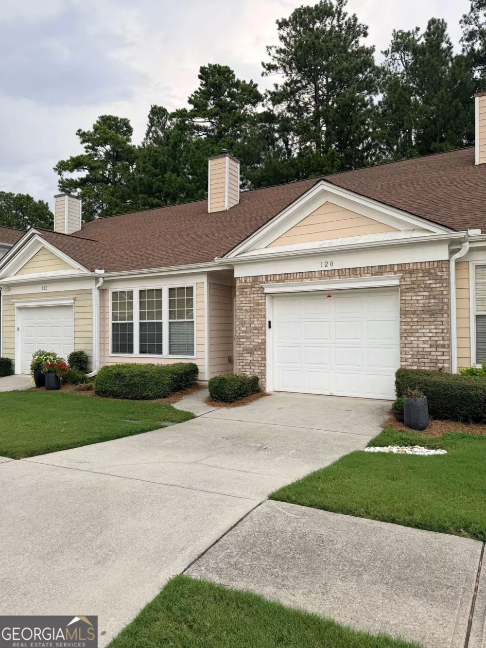 120 Camry LN Grayson, GA 30017