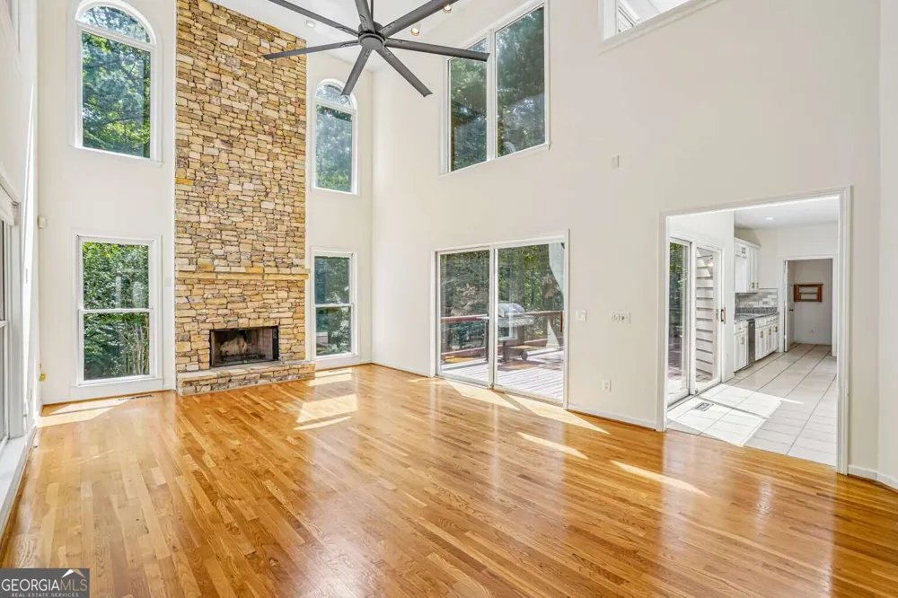 802 Eastside Pointe Woodstock, GA 30189