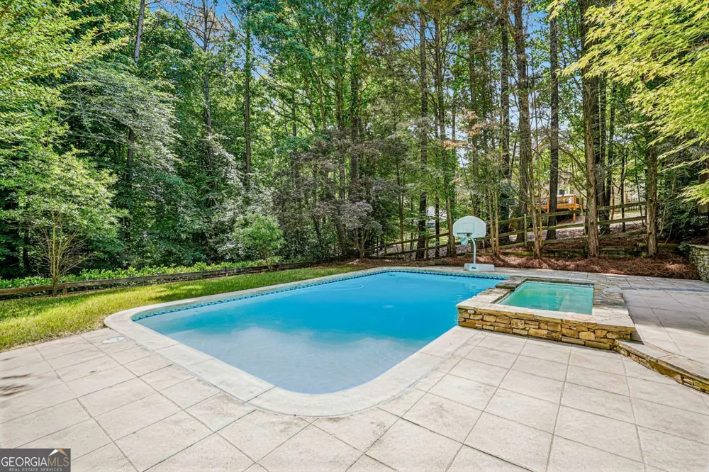 802 Eastside Pointe Woodstock, GA 30189