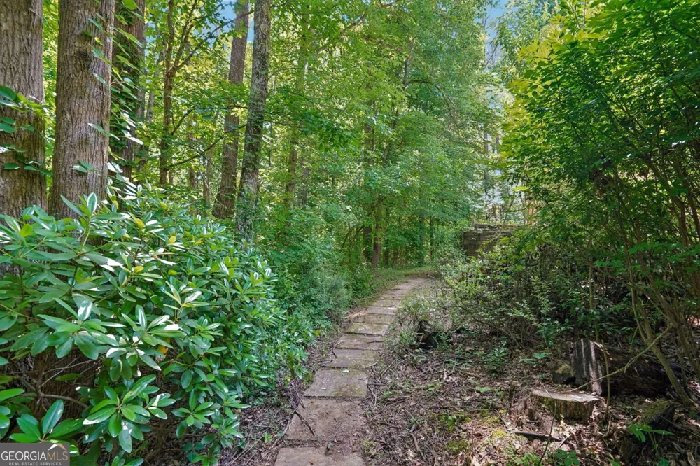 802 Eastside Pointe Woodstock, GA 30189