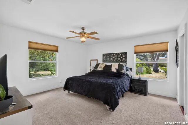 101 Cynthia Pleasanton, TX 78064