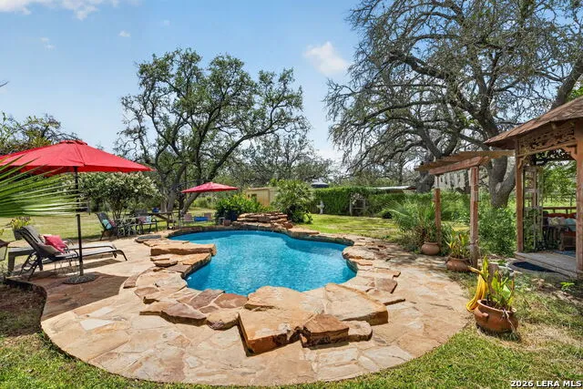 101 Cynthia Pleasanton, TX 78064