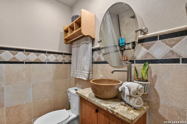 101 Cynthia Pleasanton, TX 78064