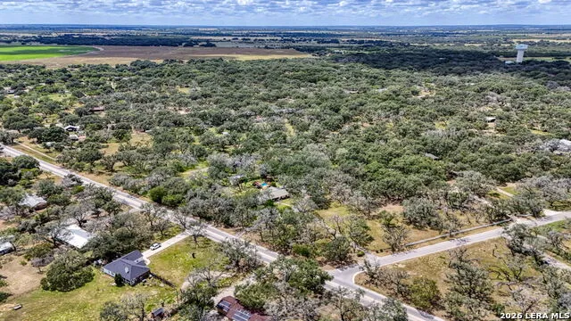 101 Cynthia Pleasanton, TX 78064